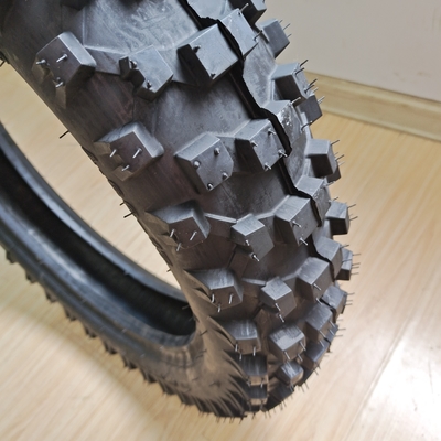耐久性 4.60-17 オフロードタイヤ 20000 KM の使用寿命と耐久性タイヤケース