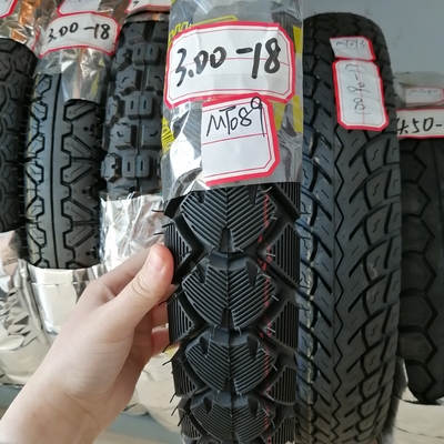 直接タイヤカバー 3.00 18 35%~55%ゴム含有量を持つバイクタイヤ 300-18