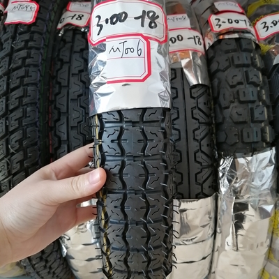 直接タイヤカバー 3.00 18 35%~55%ゴム含有量を持つバイクタイヤ 300-18