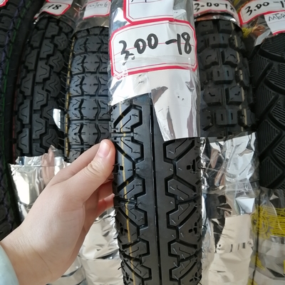 直接タイヤカバー 3.00 18 35%~55%ゴム含有量を持つバイクタイヤ 300-18