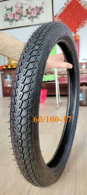 6 PR Ply Rating 重用 60/100-17 モーターサイクルのタイヤ