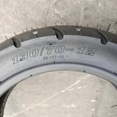 生産容量1日5000個 バイク用チューブレスタイヤ用タイヤケース 120/70 12
