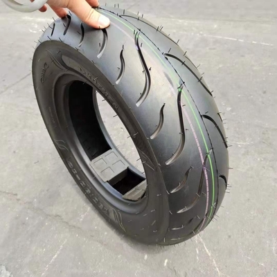 35%~55%ゴム含有量 アフリカ市場向けモーターサイクルのタイヤ 130/90-10 6Pr