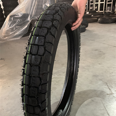 配達時間 25日以内 耐久型タイヤケース付き 300×18 サイクルのタイヤ