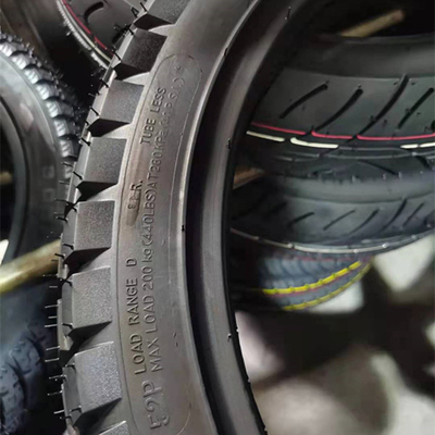 拉伸強度 10.5 モーターサイクルのタイヤ 110/90 16 アフリカ市場促進用