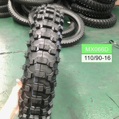 350kg 負荷容量 110/90-16 110/90/16 オフロード用モーターサイクルのチューブレスタイヤ