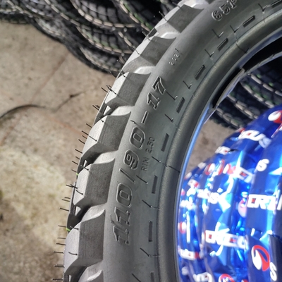 スーパー 110/90-16 110/90-17 モーターサイクルのチューブとチューブレスタイヤ