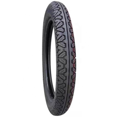 製造された2.75-18 モーターサイクルのタイヤ 深いパターンのデザインと35%-55%ゴム含有量