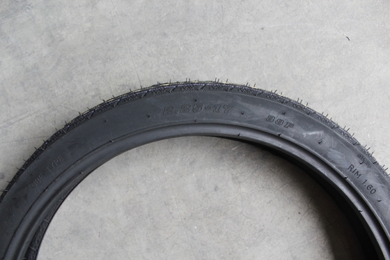モーターサイクルのタイヤ 2.50-17 2.75-17 3.00-17 2.50-18 2.75-18 3.00-18 負荷容量 165kg