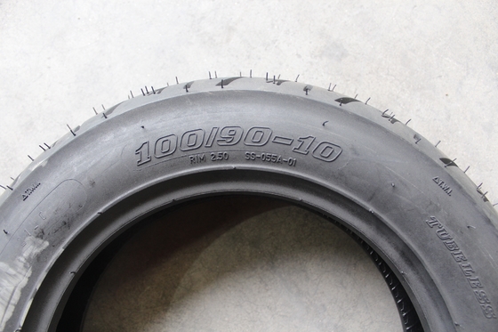 90/90-10 90/100-10 100/90-10 110/90-10 トューブレススクータータイヤ 負荷容量 224kg