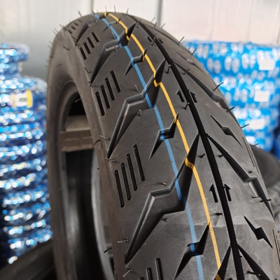 90/80 14 90x80x14 90-80-14 モーターサイクルのタイヤチューブ TL 2.4KG 35%-45%ゴム含有量