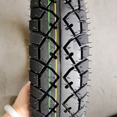 110/90-16 モーターサイクルのタイヤ TT TL 6PR/8PR 折りたたみ速度と 150km/h 速度