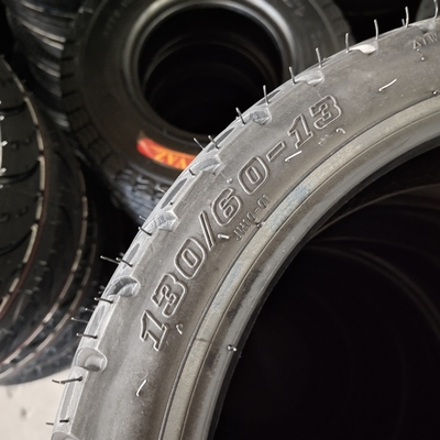 280kpa 空気圧 6PR/8PR スクータータイヤ 130/60/10 130/60/13 トューブレスバイクタイヤ