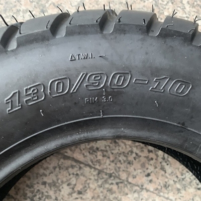 スーパーモーターサイクルのタイヤ 130/90-10 35%~55%ゴム含有量,長寿命