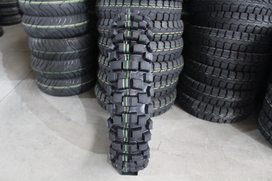 s 4.10-18 オフロードモーターサイクルのチューブレスタイヤ 6PR/8PR 折りたたみ速度 13000PCS 負荷 QTY/40'HQ