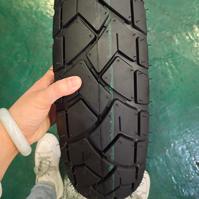 青島港運輸 ディープデザインのモーターサイクルのタイヤ 130/80-17