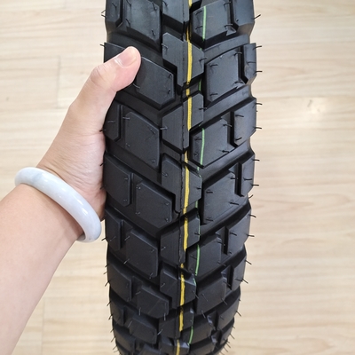 20000 KM バイトライフ モーターサイクルのタイヤ 110/90-17 TL 青島港