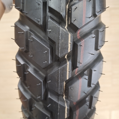 モーターサイクルのタイヤ 100/90-17 日あたり5000個生産能力と20000km 寿命