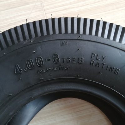 20000 KM 労働寿命と5000 pcs / 日 4.00-8 モーターサイクルのタイヤの生産能力