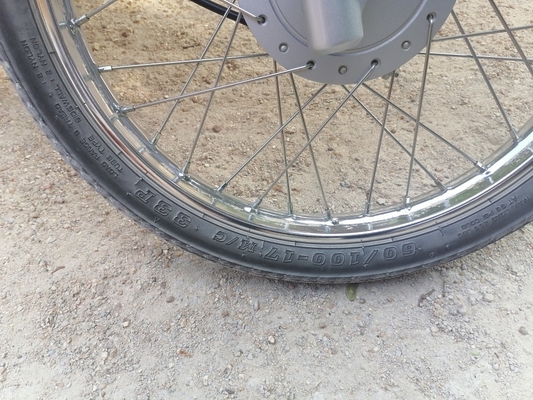 タイ市場向けモーターサイクルのタイヤ60/100-17と70/100-17