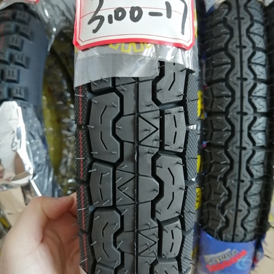 3.00-17 バイクのタイヤ 20000 KM の使用寿命と5000 pcs / 日生産能力
