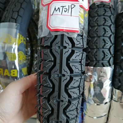 3.00-17 バイクのタイヤ 20000 KM の使用寿命と5000 pcs / 日生産能力