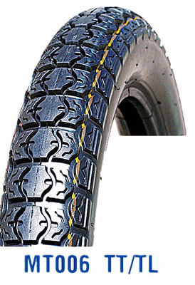 3.00-17 Fuckstone パターン モーターサイクルのタイヤと天然チューブ 30%-45%ゴム含有