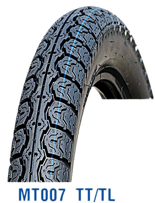 3.00-17 Fuckstone パターン モーターサイクルのタイヤと天然チューブ 30%-45%ゴム含有