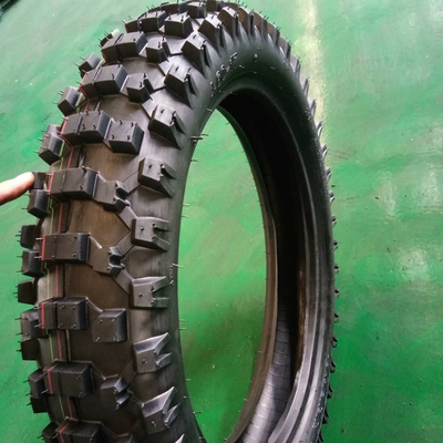 モーターサイクルのタイヤとチューブ 超深いパターン設計 モーターサイクルのために設計
