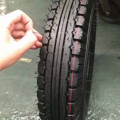 3/3.2/3.6 KG モーターサイクルのタイヤ 400-8 ランタス CEAT 4.00-8 モーターサイクルの愛好家にとって理想的です
