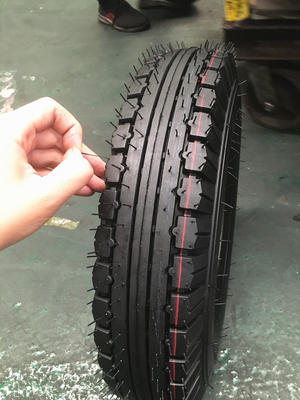 3/3.2/3.6 KG モーターサイクルのタイヤ 400-8 ランタス CEAT 4.00-8 モーターサイクルの愛好家にとって理想的です