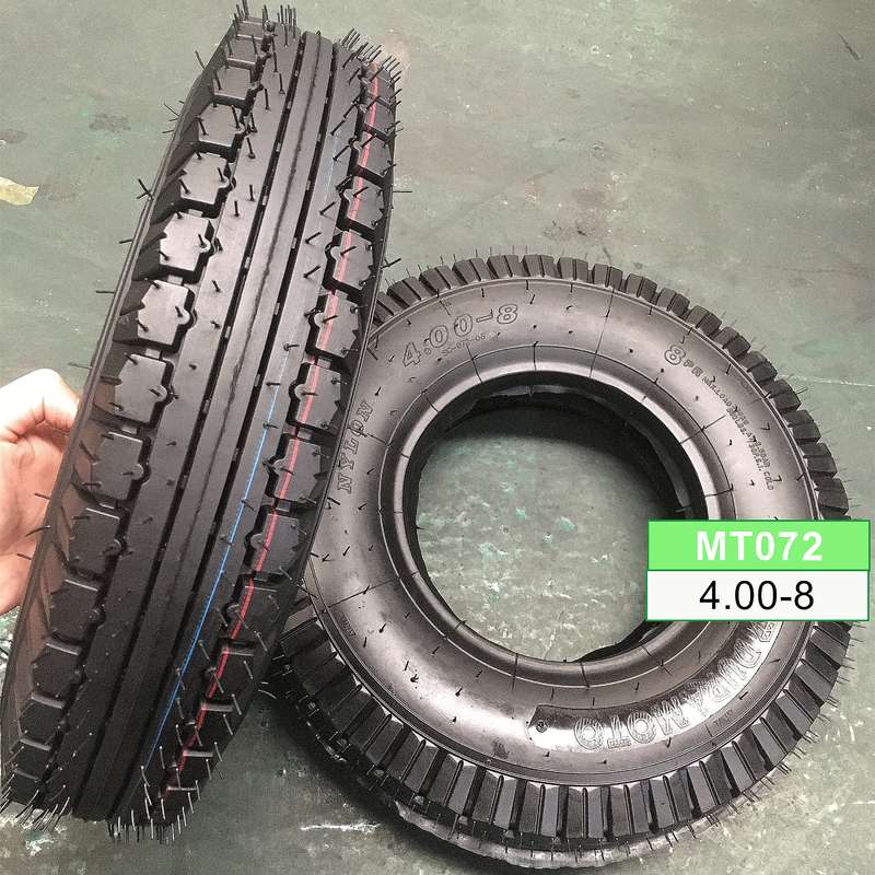 35% 45% ゴム含有量 バジャージュ トライサイクル モーターサイクルのタイヤとチューブ 25-30 日 配達期間