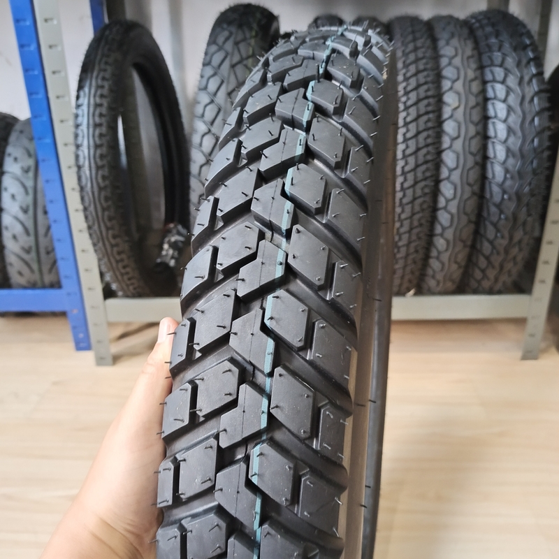 6pr/8pr 天然ゴムモーターサイクルのタイヤとタイヤの内管