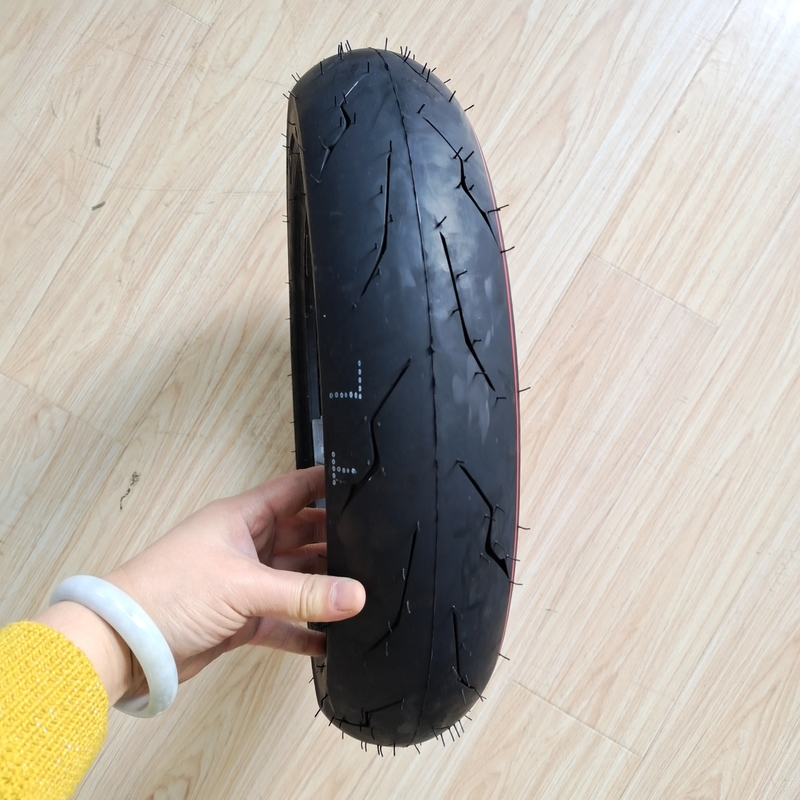 35%~55%ゴム含有量 バイクタイヤ 90/90-12 ツーホイールバイクスクーター バイクタイヤ