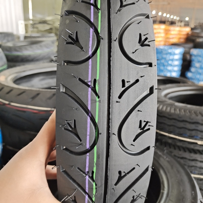 青ダオ 荷乗港 2.75-16 2.50-17 2.75-17 タイヤケース付きバイクタイヤ