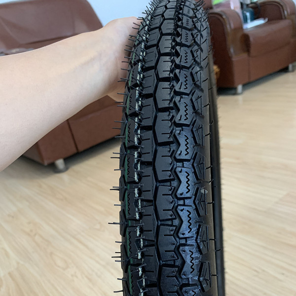 青島港 荷乗 ヘルシェル 2.50-17 耐久性タイヤ用タイヤ