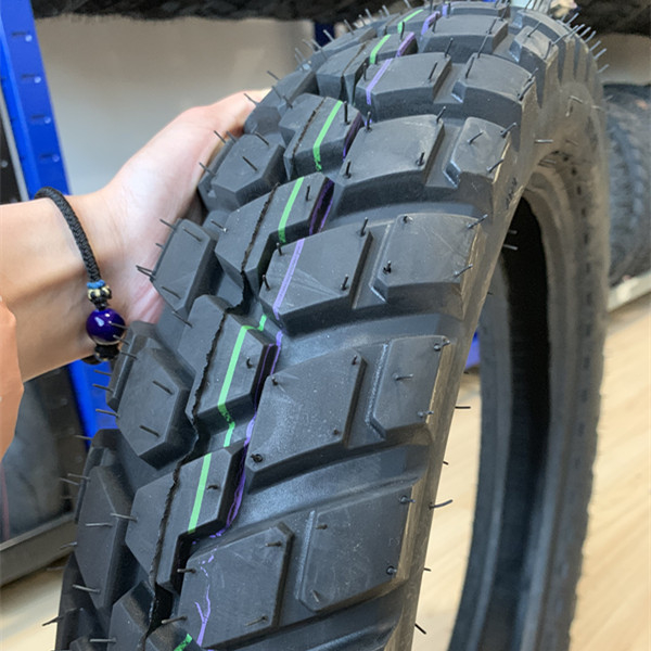 モーターサイクルのタイヤ 4.00-8 生産容量1日5000台 ハーレー・デビッドソン スクーター