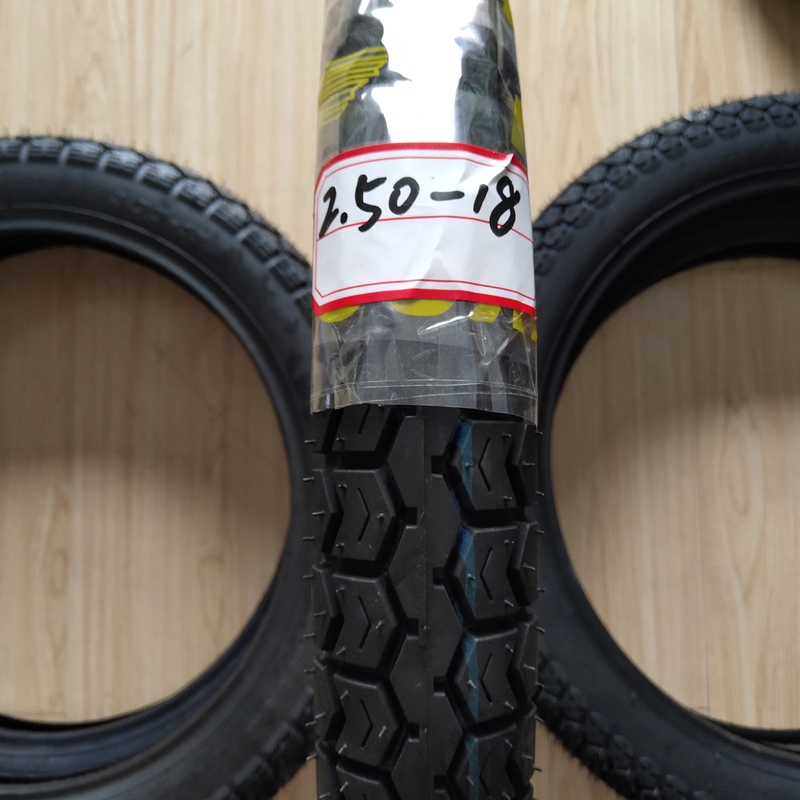 目的 直接タイヤ バイクタイヤ 2.50x18 を 交換/修理