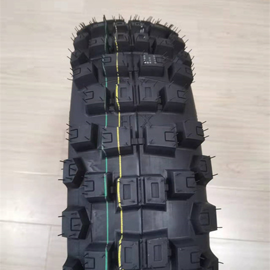 140/80 18 バイクのタイヤ 20000 KM の使用寿命と5000 pcs の日用生産能力