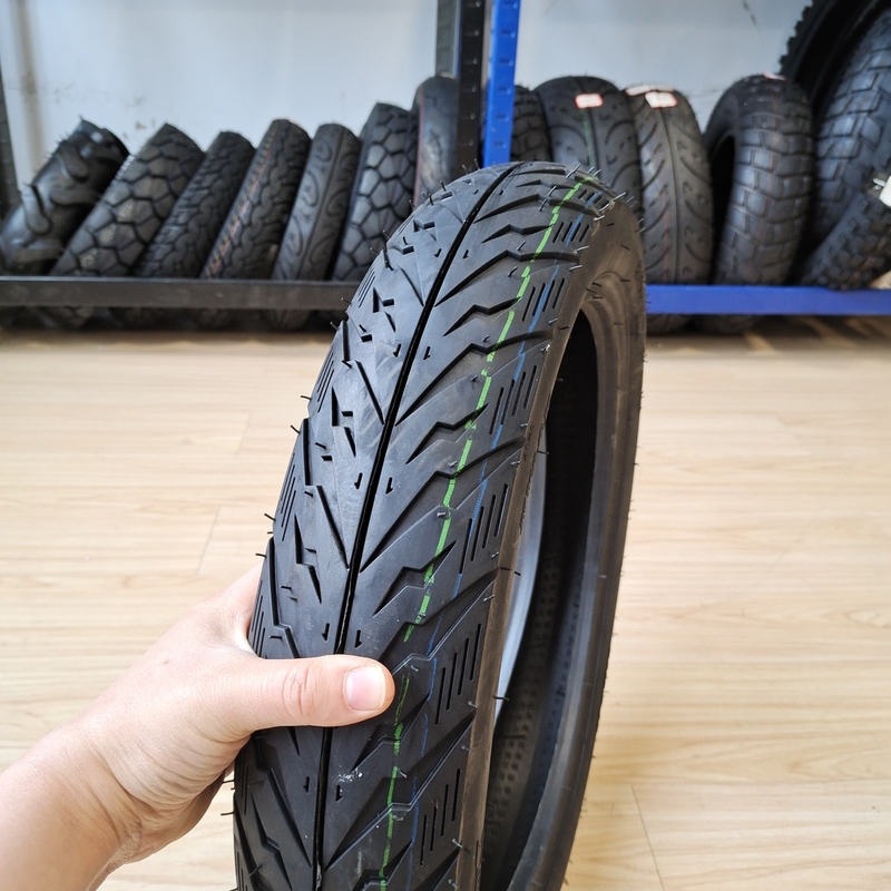 OEM 許容性 天然ゴム 鋼 ナイロン 90/80-14 908014 9080-14 TL タイヤ バイク