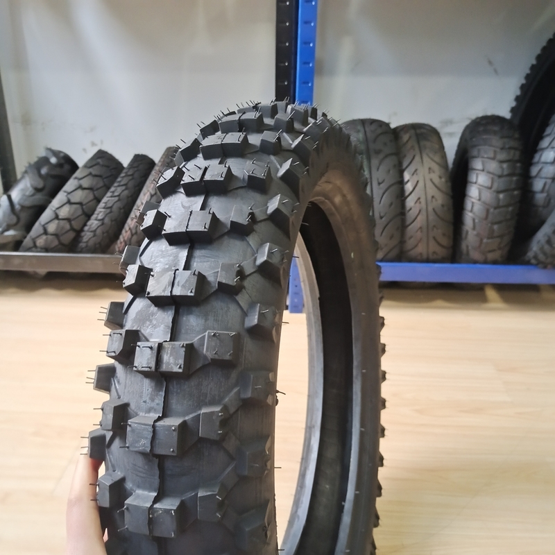 4.60-17 TL オフロード用バイク用タイヤ 自動車用ゴム部品の供給