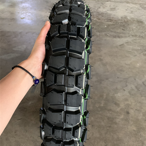 超460-18 ゴムモーターサイクルのタイヤとチューブ 青島港 荷乗 青島港