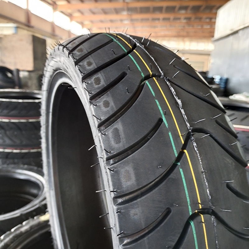 280kpa 空気圧 6PR/8PR スクータータイヤ 130/60/10 130/60/13 トューブレスバイクタイヤ