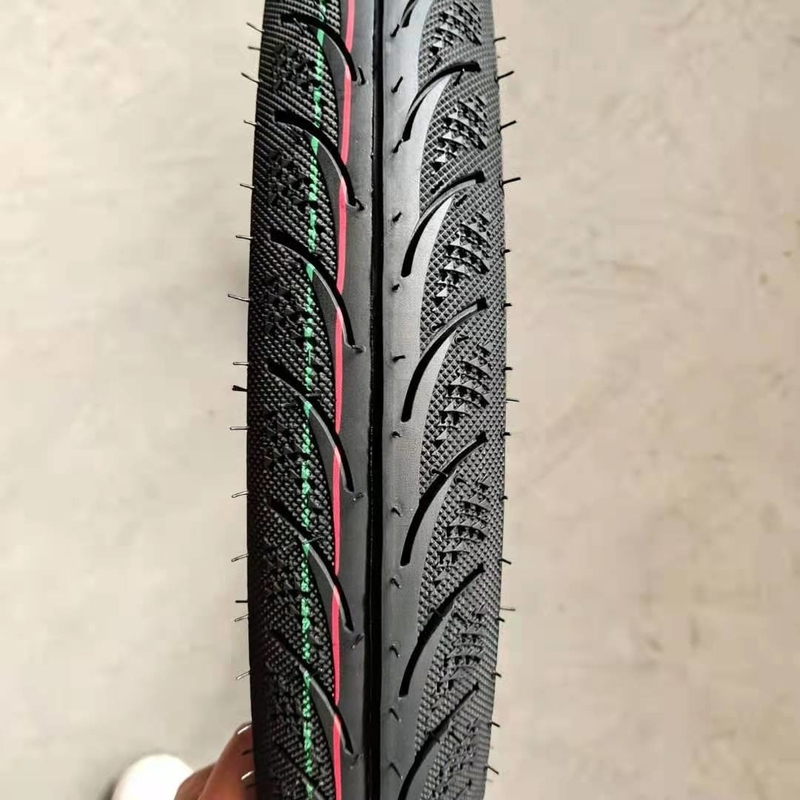 スーパー70/90-17 モーターサイクルのゴムタイヤ 修理/交換のための高生産能力