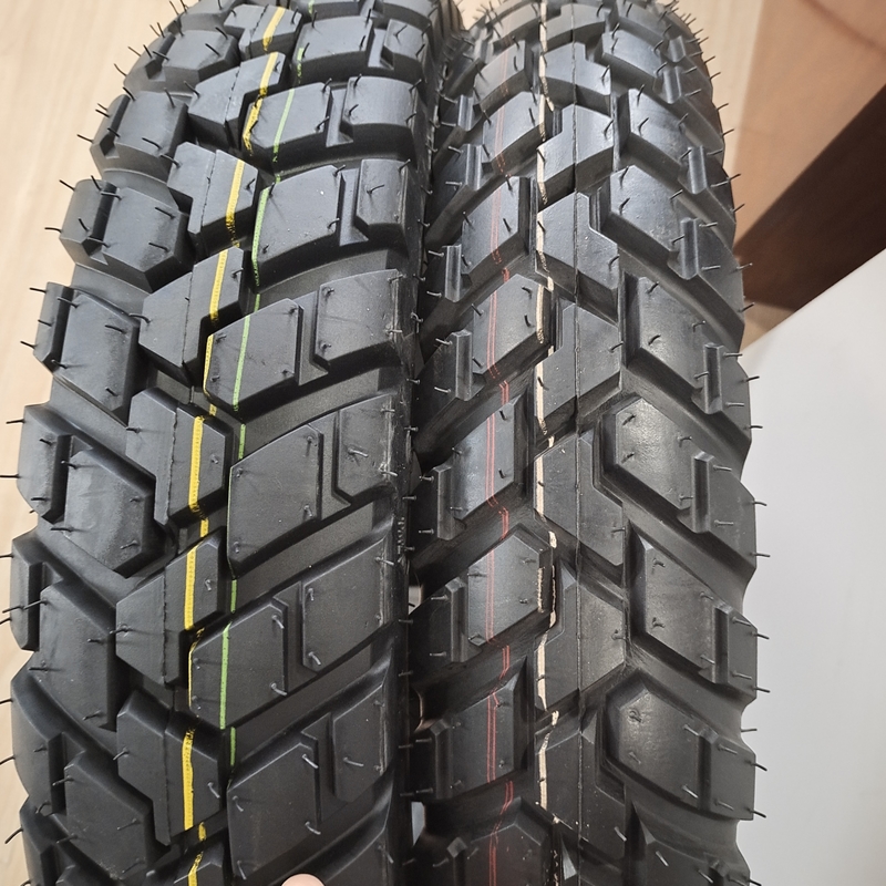 VISASTONE アフリカ市場向けチューブレスおよびチューブ型モーターサイクルのタイヤ 寿命20000 KM