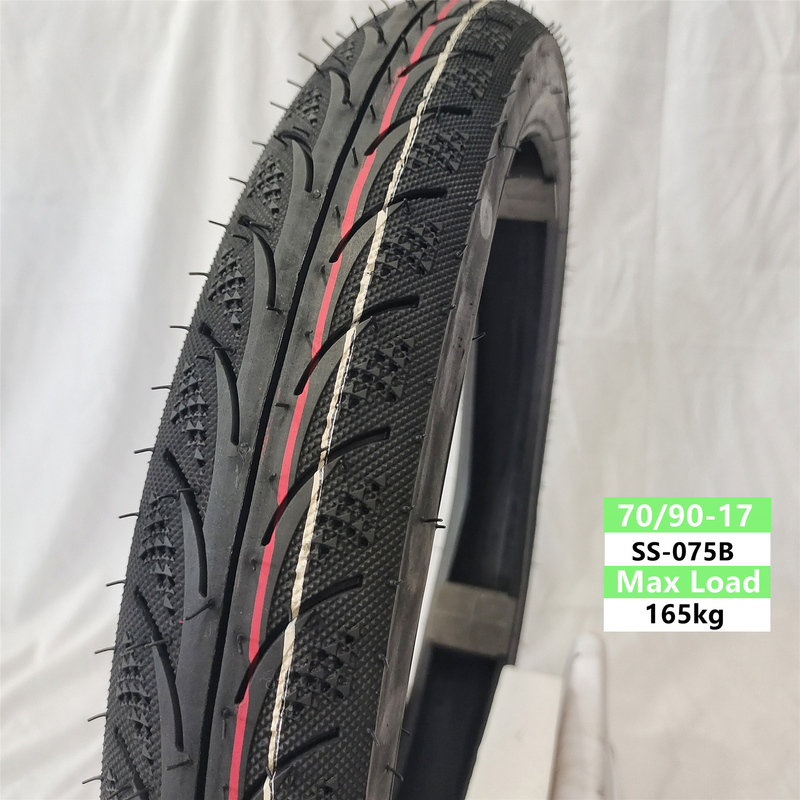 35%~45%のゴム含有度のある滑らかな運転 バイクタイヤ 70/90-17 80/90-17 90/90-17
