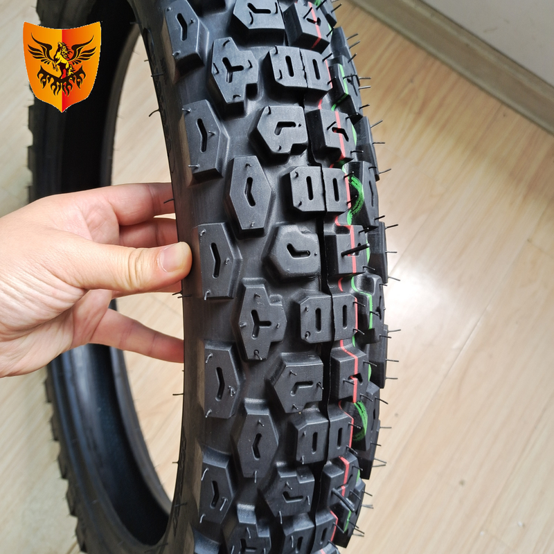 低圧用モーターサイクルのタイヤとチューブ